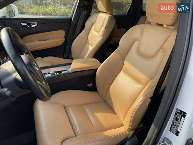 Белый Вольво ХС60, объемом двигателя 1.97 л и пробегом 42 тыс. км за 44500 $, фото 14 на Automoto.ua