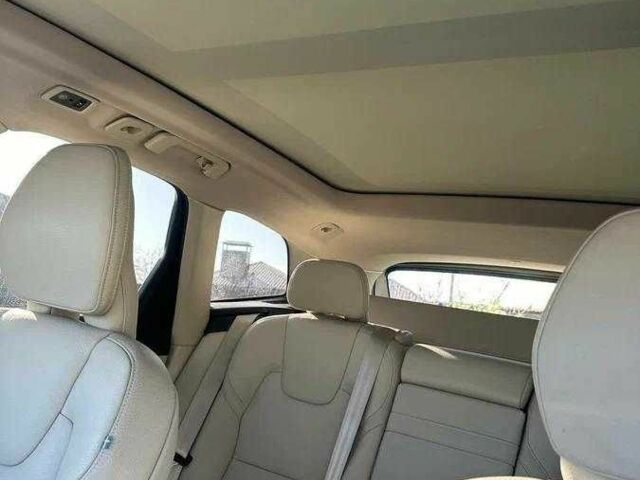 Белый Вольво ХС60, объемом двигателя 0 л и пробегом 84 тыс. км за 14700 $, фото 7 на Automoto.ua