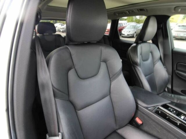 Белый Вольво ХС60, объемом двигателя 2 л и пробегом 41 тыс. км за 21000 $, фото 11 на Automoto.ua