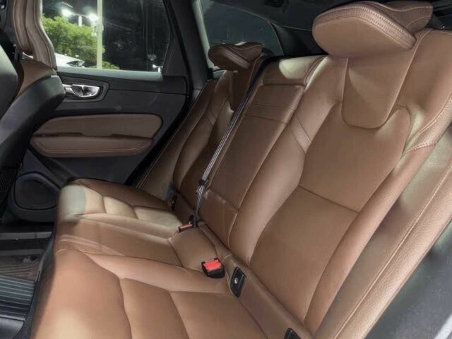 Белый Вольво ХС60, объемом двигателя 2 л и пробегом 32 тыс. км за 25000 $, фото 9 на Automoto.ua