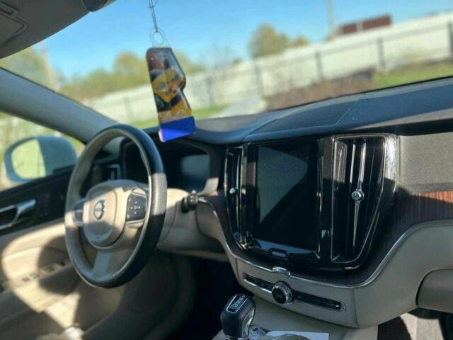 Белый Вольво ХС60, объемом двигателя 0 л и пробегом 84 тыс. км за 14700 $, фото 3 на Automoto.ua