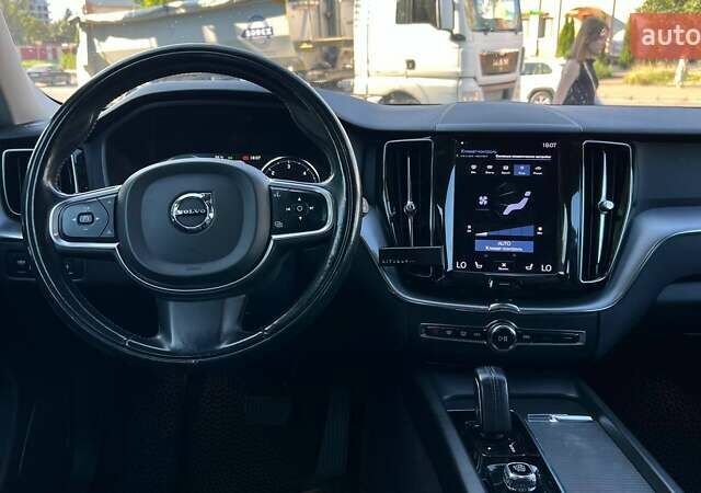 Белый Вольво ХС60, объемом двигателя 1.97 л и пробегом 192 тыс. км за 33000 $, фото 30 на Automoto.ua