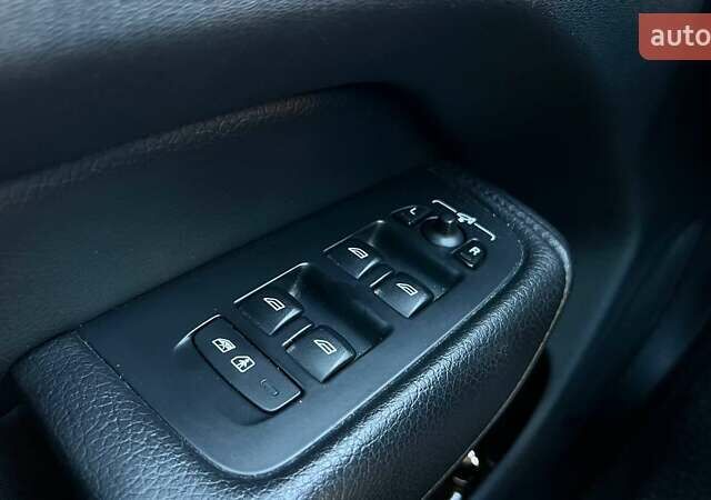 Белый Вольво ХС60, объемом двигателя 1.97 л и пробегом 192 тыс. км за 33000 $, фото 23 на Automoto.ua