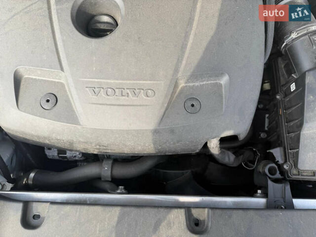 Білий Вольво ХС60, об'ємом двигуна 2 л та пробігом 38 тис. км за 12999 $, фото 6 на Automoto.ua
