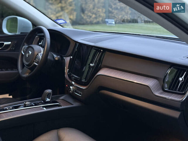 Білий Вольво ХС60, об'ємом двигуна 1.97 л та пробігом 68 тис. км за 33500 $, фото 25 на Automoto.ua