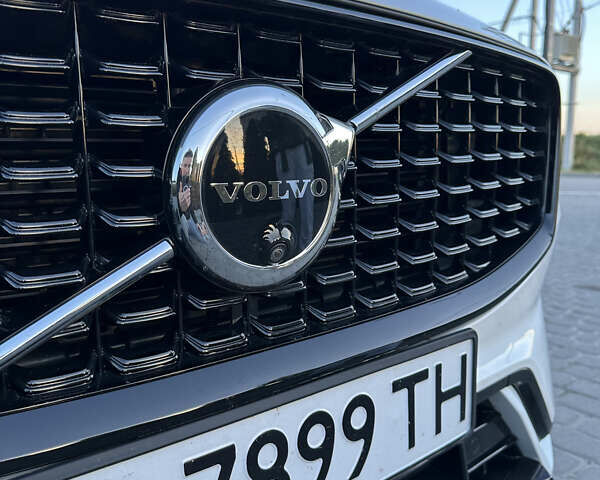 Білий Вольво ХС60, об'ємом двигуна 1.97 л та пробігом 31 тис. км за 35600 $, фото 81 на Automoto.ua