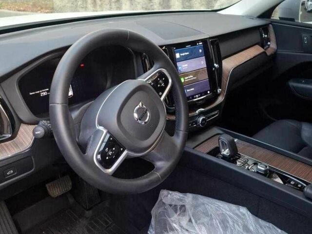 Білий Вольво ХС60, об'ємом двигуна 2 л та пробігом 45 тис. км за 29700 $, фото 6 на Automoto.ua