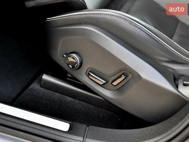 Белый Вольво ХС60, объемом двигателя 1.97 л и пробегом 90 тыс. км за 16200 $, фото 15 на Automoto.ua