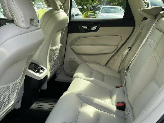 Білий Вольво ХС60, об'ємом двигуна 2 л та пробігом 29 тис. км за 26800 $, фото 11 на Automoto.ua