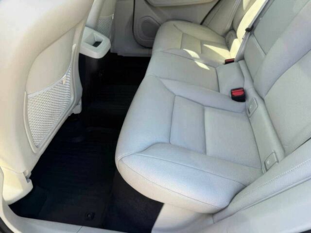 Белый Вольво ХС60, объемом двигателя 2 л и пробегом 14 тыс. км за 16000 $, фото 12 на Automoto.ua