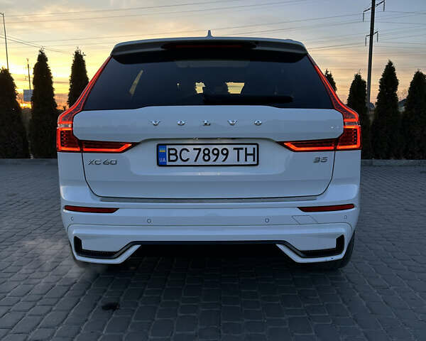 Білий Вольво ХС60, об'ємом двигуна 1.97 л та пробігом 31 тис. км за 35600 $, фото 73 на Automoto.ua