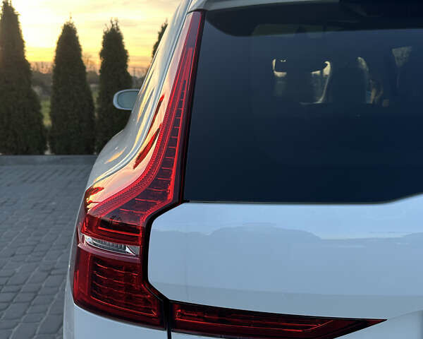 Білий Вольво ХС60, об'ємом двигуна 1.97 л та пробігом 31 тис. км за 35600 $, фото 24 на Automoto.ua