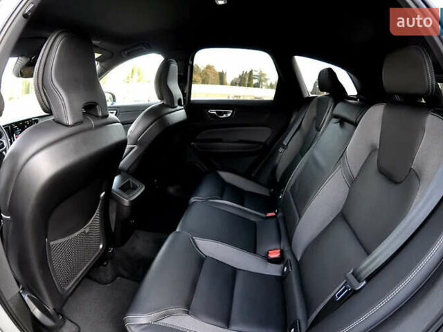 Белый Вольво ХС60, объемом двигателя 1.97 л и пробегом 90 тыс. км за 16200 $, фото 9 на Automoto.ua