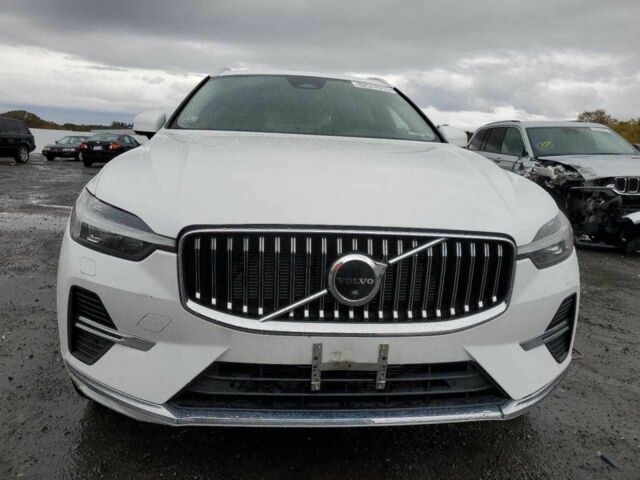 Белый Вольво ХС60, объемом двигателя 2 л и пробегом 53 тыс. км за 10000 $, фото 4 на Automoto.ua