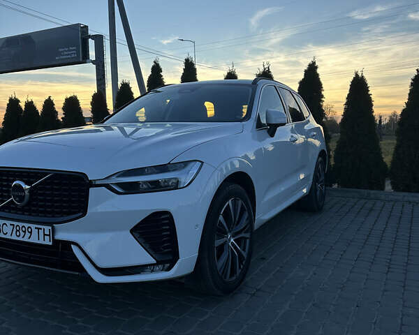 Білий Вольво ХС60, об'ємом двигуна 1.97 л та пробігом 31 тис. км за 35600 $, фото 3 на Automoto.ua