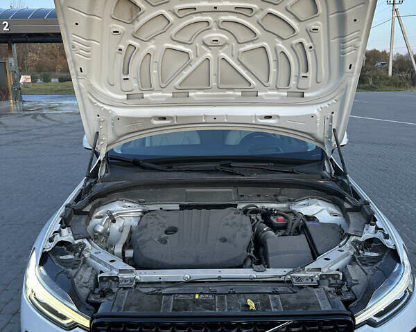 Білий Вольво ХС60, об'ємом двигуна 1.97 л та пробігом 31 тис. км за 35600 $, фото 74 на Automoto.ua