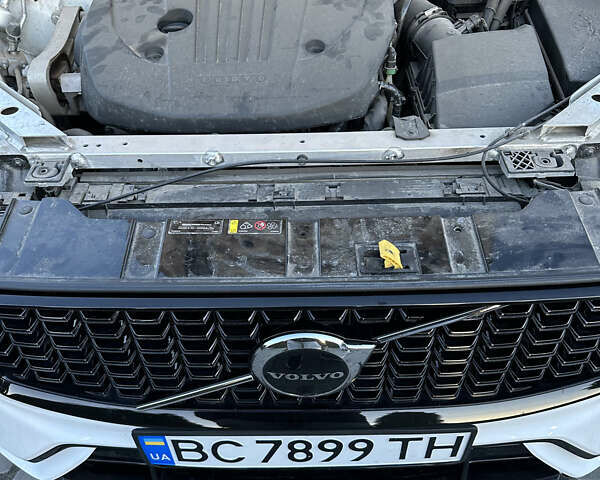 Білий Вольво ХС60, об'ємом двигуна 1.97 л та пробігом 31 тис. км за 35600 $, фото 79 на Automoto.ua