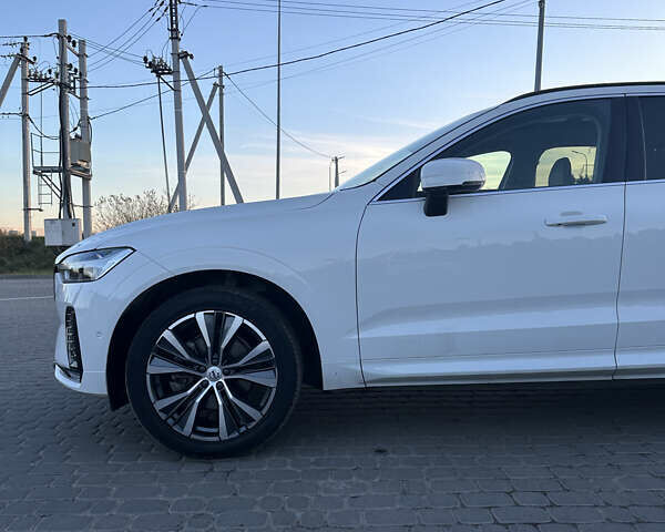 Білий Вольво ХС60, об'ємом двигуна 1.97 л та пробігом 31 тис. км за 35600 $, фото 12 на Automoto.ua