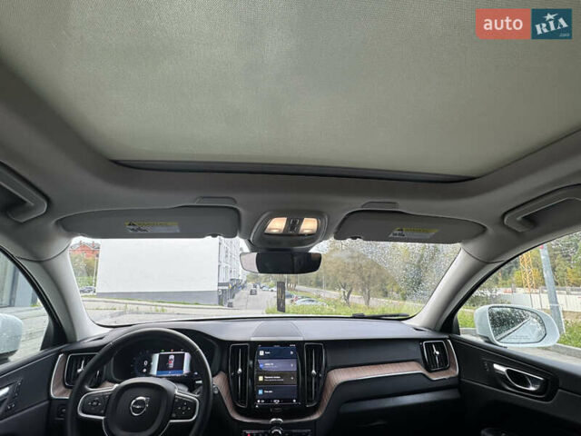 Белый Вольво ХС60, объемом двигателя 2 л и пробегом 93 тыс. км за 29000 $, фото 8 на Automoto.ua