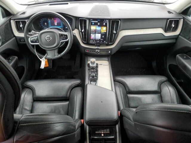 Белый Вольво ХС60, объемом двигателя 2 л и пробегом 53 тыс. км за 10000 $, фото 7 на Automoto.ua