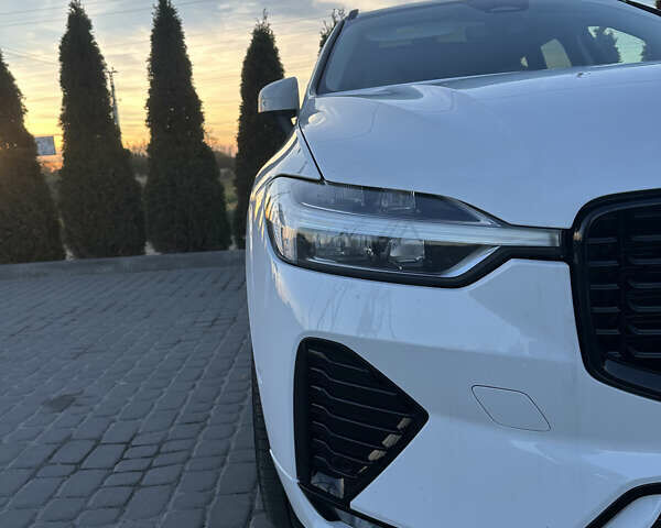 Білий Вольво ХС60, об'ємом двигуна 1.97 л та пробігом 31 тис. км за 35600 $, фото 6 на Automoto.ua