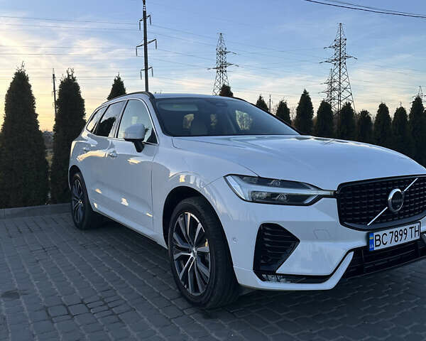 Білий Вольво ХС60, об'ємом двигуна 1.97 л та пробігом 31 тис. км за 35600 $, фото 2 на Automoto.ua