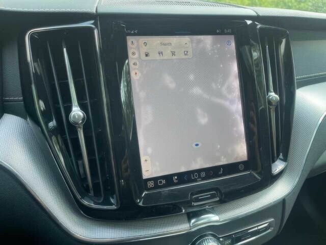 Белый Вольво ХС60, объемом двигателя 2 л и пробегом 30 тыс. км за 8300 $, фото 10 на Automoto.ua