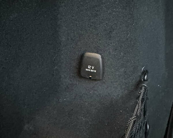 Білий Вольво ХС60, об'ємом двигуна 1.97 л та пробігом 31 тис. км за 35600 $, фото 59 на Automoto.ua