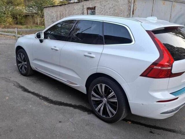 Білий Вольво ХС60, об'ємом двигуна 2 л та пробігом 45 тис. км за 29700 $, фото 4 на Automoto.ua