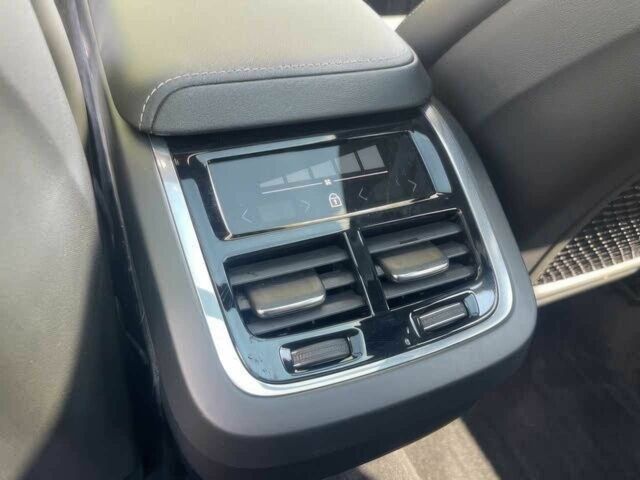 Белый Вольво ХС60, объемом двигателя 2 л и пробегом 30 тыс. км за 8300 $, фото 12 на Automoto.ua