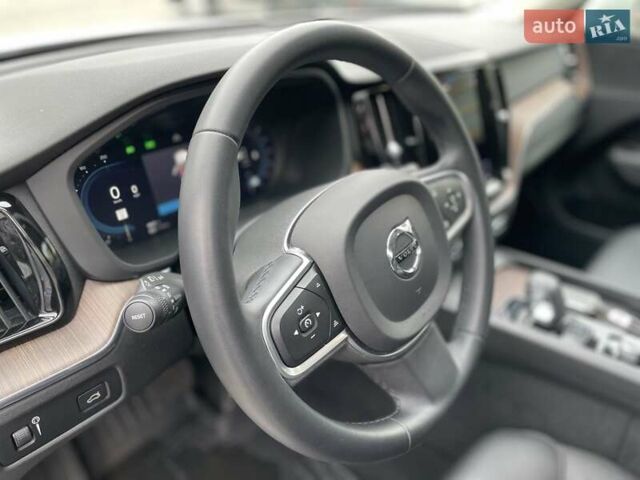 Белый Вольво ХС60, объемом двигателя 1.97 л и пробегом 49 тыс. км за 34400 $, фото 17 на Automoto.ua