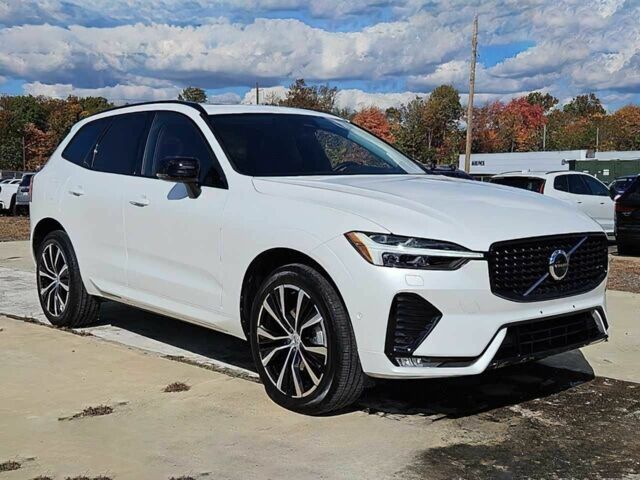 Белый Вольво ХС60, объемом двигателя 2 л и пробегом 14 тыс. км за 16700 $, фото 2 на Automoto.ua