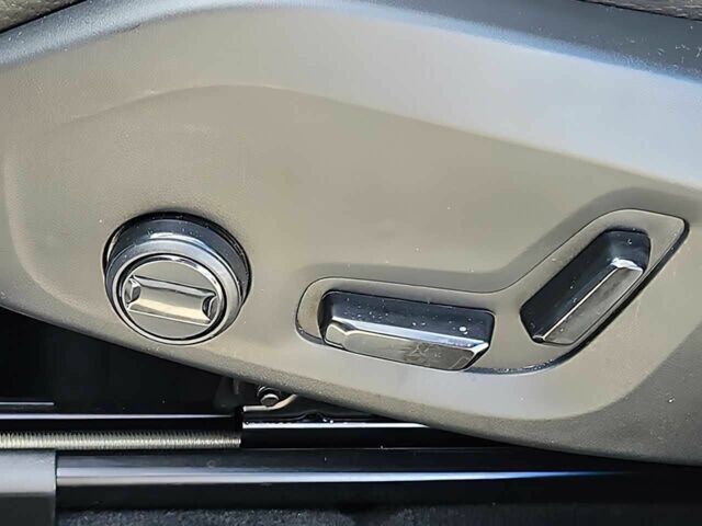 Белый Вольво ХС60, объемом двигателя 2 л и пробегом 14 тыс. км за 16700 $, фото 10 на Automoto.ua