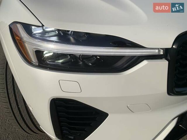 Белый Вольво ХС60, объемом двигателя 2 л и пробегом 6 тыс. км за 37200 $, фото 11 на Automoto.ua