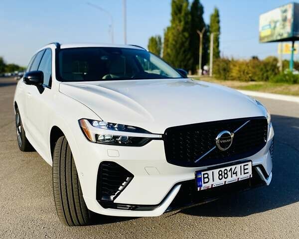 Белый Вольво ХС60, объемом двигателя 2 л и пробегом 6 тыс. км за 37200 $, фото 16 на Automoto.ua