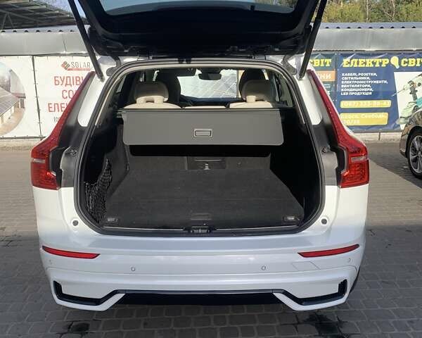 Белый Вольво ХС60, объемом двигателя 2 л и пробегом 6 тыс. км за 37200 $, фото 23 на Automoto.ua