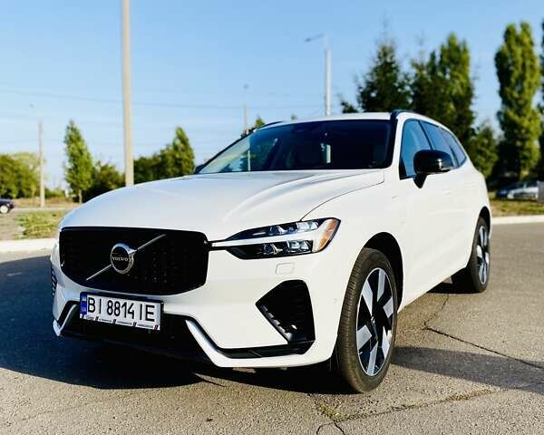 Белый Вольво ХС60, объемом двигателя 2 л и пробегом 6 тыс. км за 37200 $, фото 19 на Automoto.ua