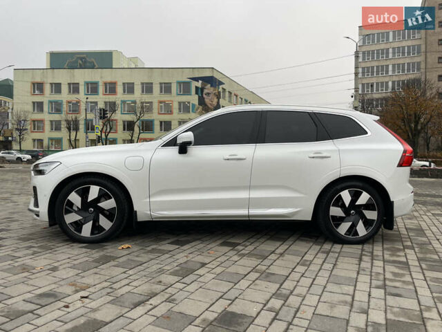 Белый Вольво ХС60, объемом двигателя 2 л и пробегом 15 тыс. км за 66000 $, фото 61 на Automoto.ua