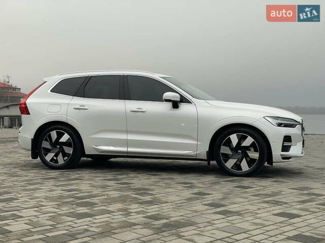 Белый Вольво ХС60, объемом двигателя 2 л и пробегом 15 тыс. км за 66000 $, фото 68 на Automoto.ua