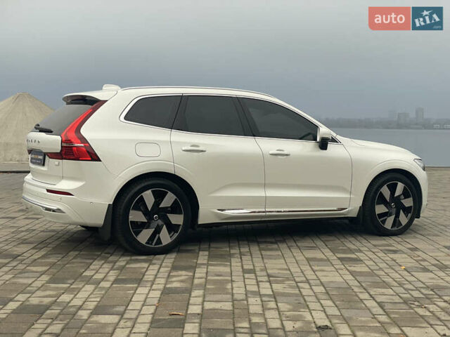 Белый Вольво ХС60, объемом двигателя 2 л и пробегом 15 тыс. км за 66000 $, фото 10 на Automoto.ua