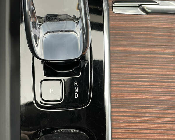 Белый Вольво ХС60, объемом двигателя 2 л и пробегом 15 тыс. км за 66000 $, фото 49 на Automoto.ua