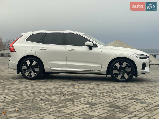 Белый Вольво ХС60, объемом двигателя 2 л и пробегом 15 тыс. км за 66000 $, фото 6 на Automoto.ua