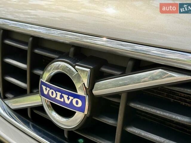 Бежевый Вольво ХС60, объемом двигателя 2 л и пробегом 174 тыс. км за 14950 $, фото 9 на Automoto.ua