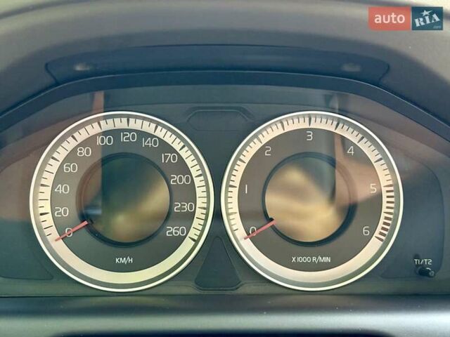 Бежевый Вольво ХС60, объемом двигателя 2 л и пробегом 174 тыс. км за 14950 $, фото 28 на Automoto.ua
