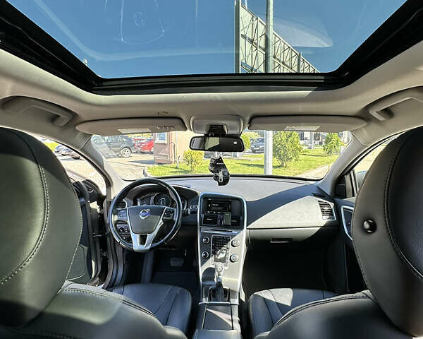 Бежевый Вольво ХС60, объемом двигателя 1.97 л и пробегом 164 тыс. км за 14600 $, фото 17 на Automoto.ua