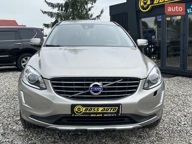 Бежевый Вольво ХС60, объемом двигателя 2.5 л и пробегом 258 тыс. км за 15999 $, фото 1 на Automoto.ua