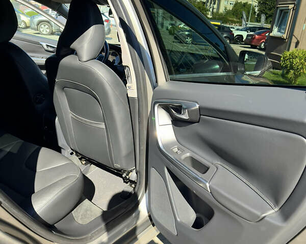 Бежевый Вольво ХС60, объемом двигателя 1.97 л и пробегом 164 тыс. км за 14600 $, фото 21 на Automoto.ua