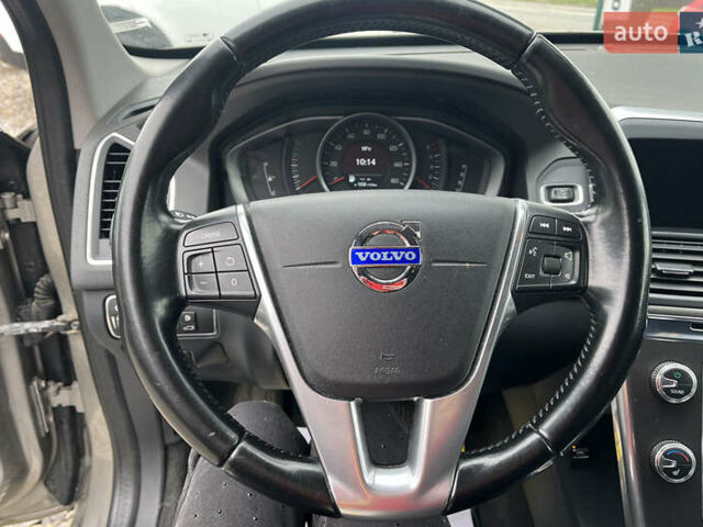 Бежевый Вольво ХС60, объемом двигателя 2.5 л и пробегом 258 тыс. км за 15999 $, фото 12 на Automoto.ua