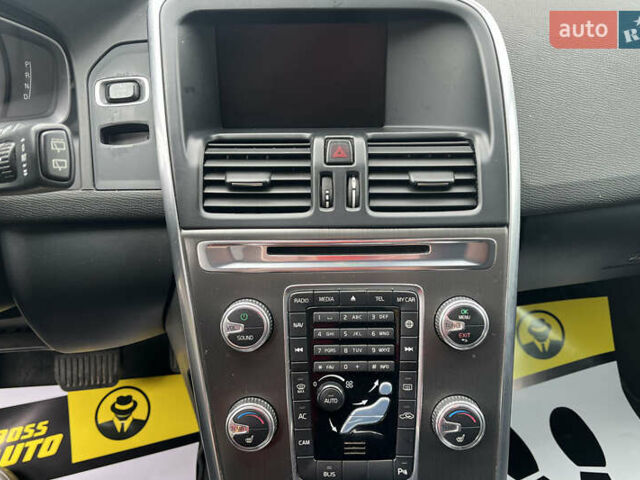 Бежевый Вольво ХС60, объемом двигателя 2.5 л и пробегом 258 тыс. км за 15999 $, фото 13 на Automoto.ua