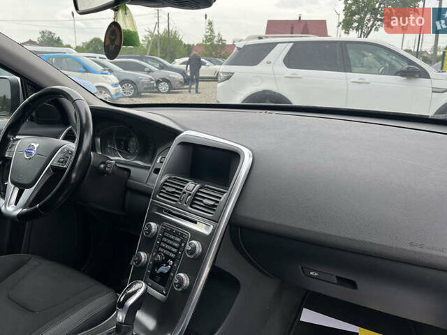 Бежевый Вольво ХС60, объемом двигателя 2.5 л и пробегом 258 тыс. км за 15999 $, фото 23 на Automoto.ua